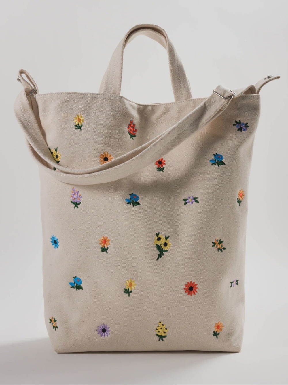 BAGGU / The Embroidered Ditsy Floral Duck Tote Bag - Picture 2 of 9